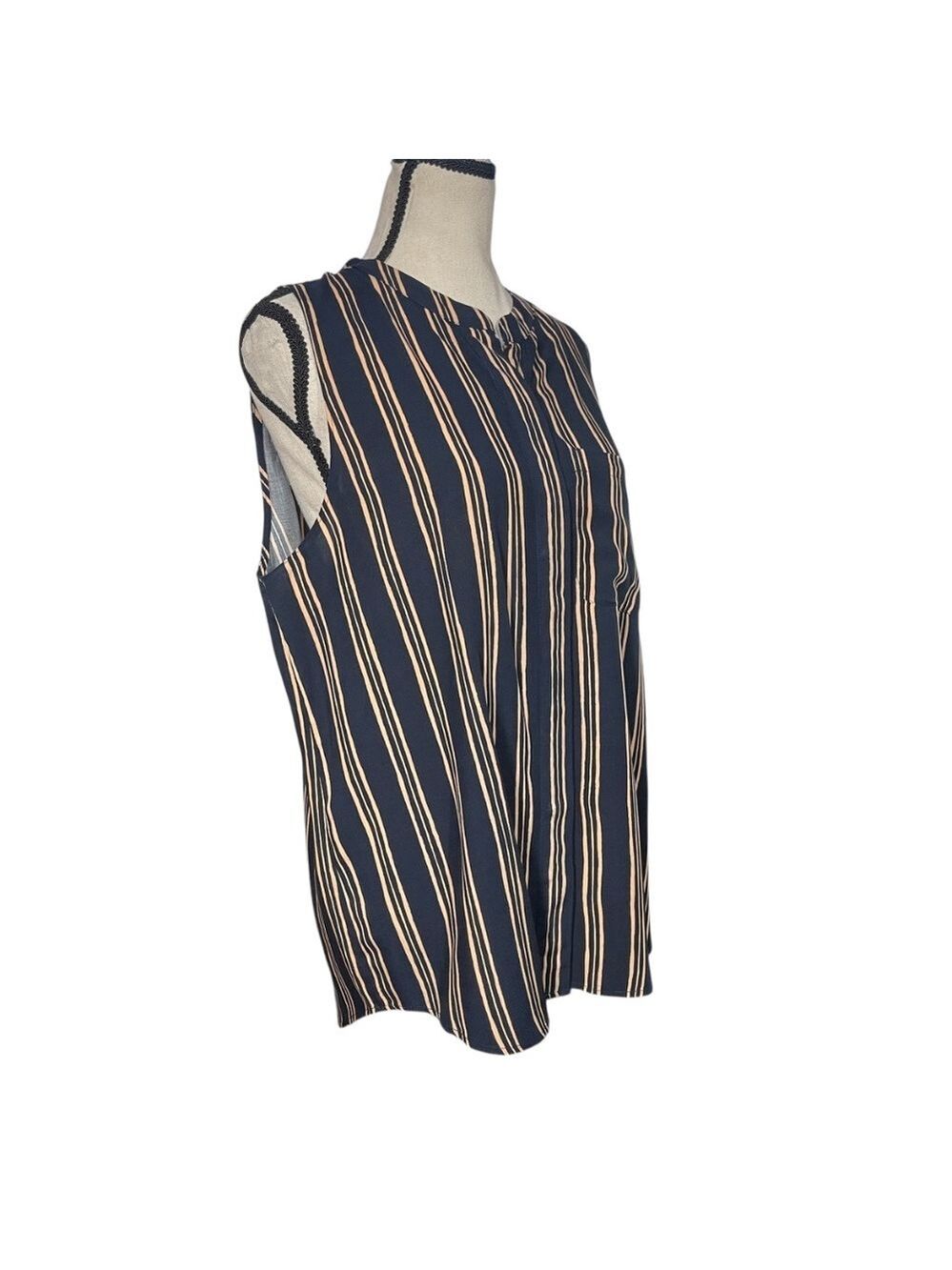 Banana Republic Striped Top - Picture 2 of 4